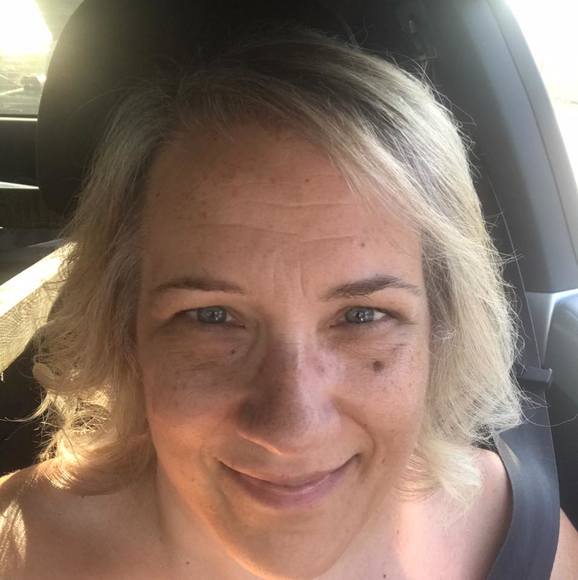 Meet your Posher, Sylvie - Picture 1 of 1